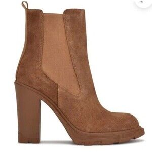NINE WEST Ream Chelsea Heeled Booties Women's 8 Medium Neutral Suede Combat